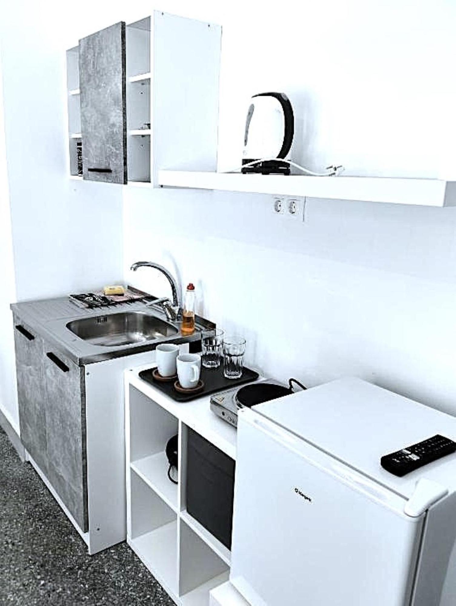 Pansea 03 Exclusive Suites Thessaloniki Buitenkant foto